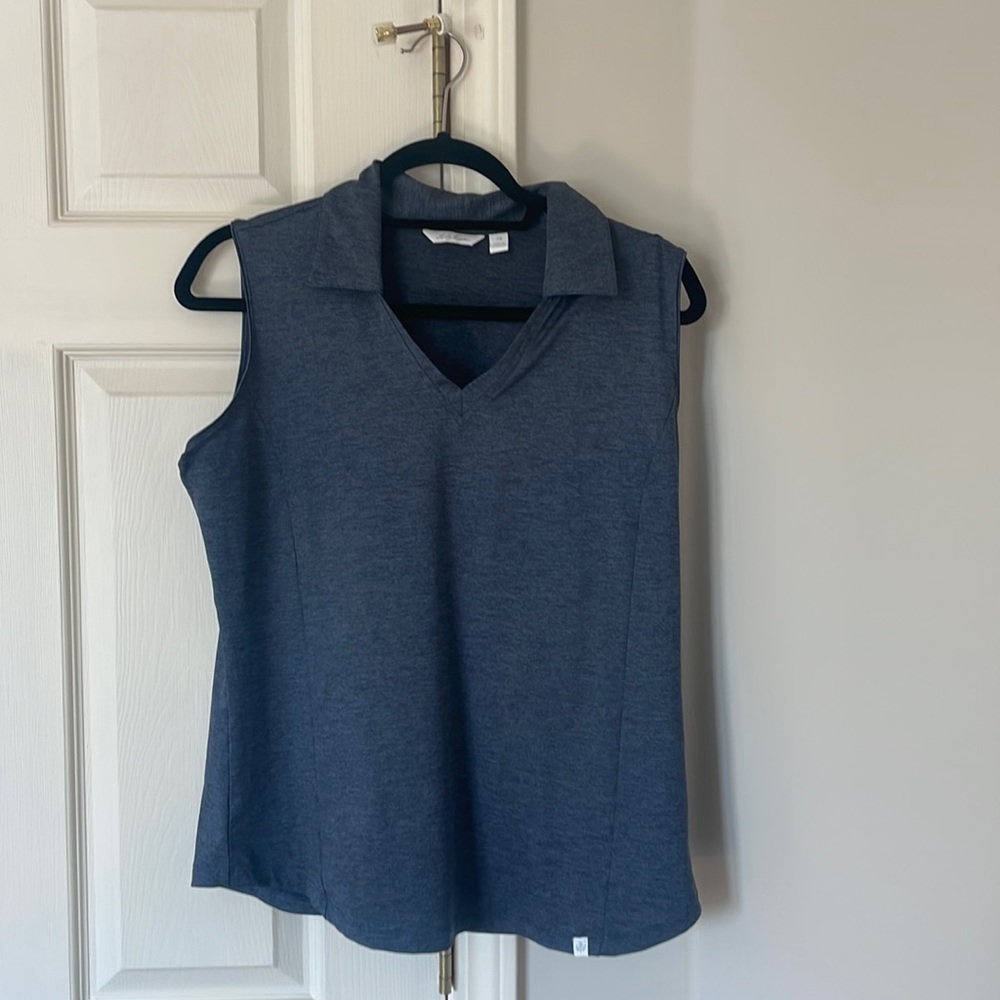 Women’s sleeveless Lady Hagan Golf shirt